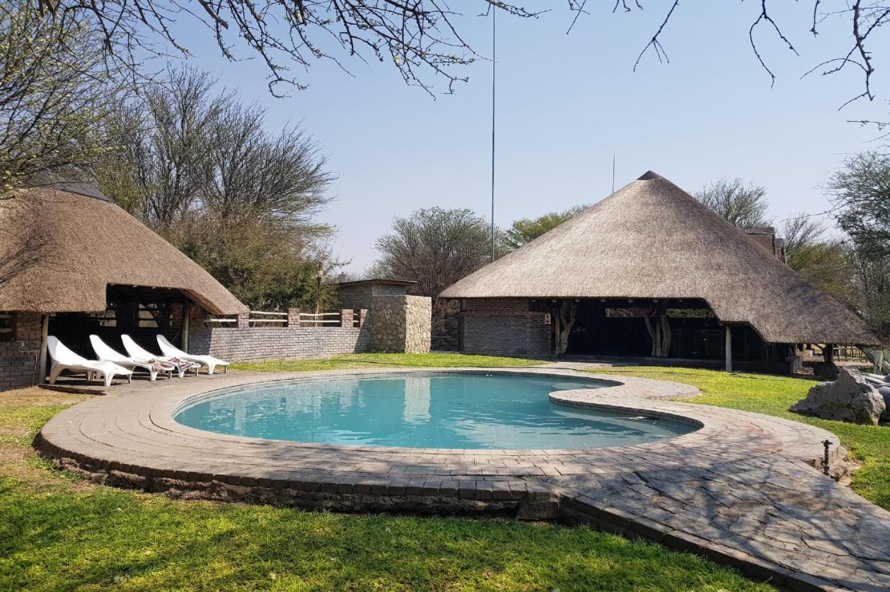 Grassland Safari Lodge Ghanzi Extérieur photo