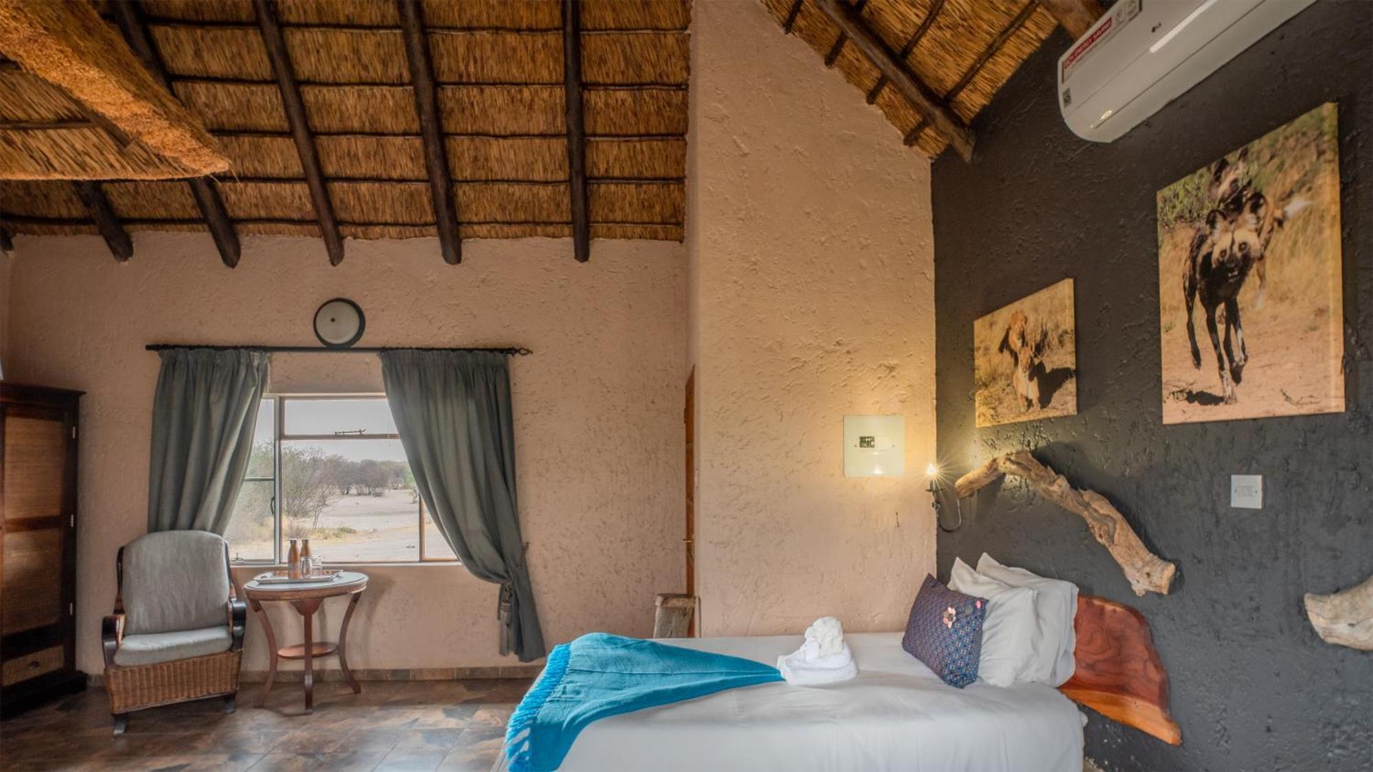 Grassland Safari Lodge Ghanzi Extérieur photo