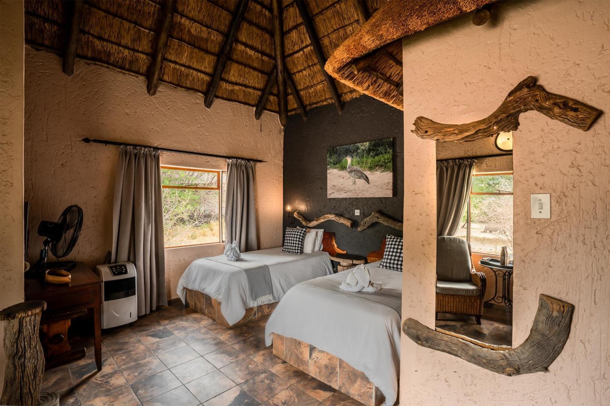 Grassland Safari Lodge Ghanzi Extérieur photo