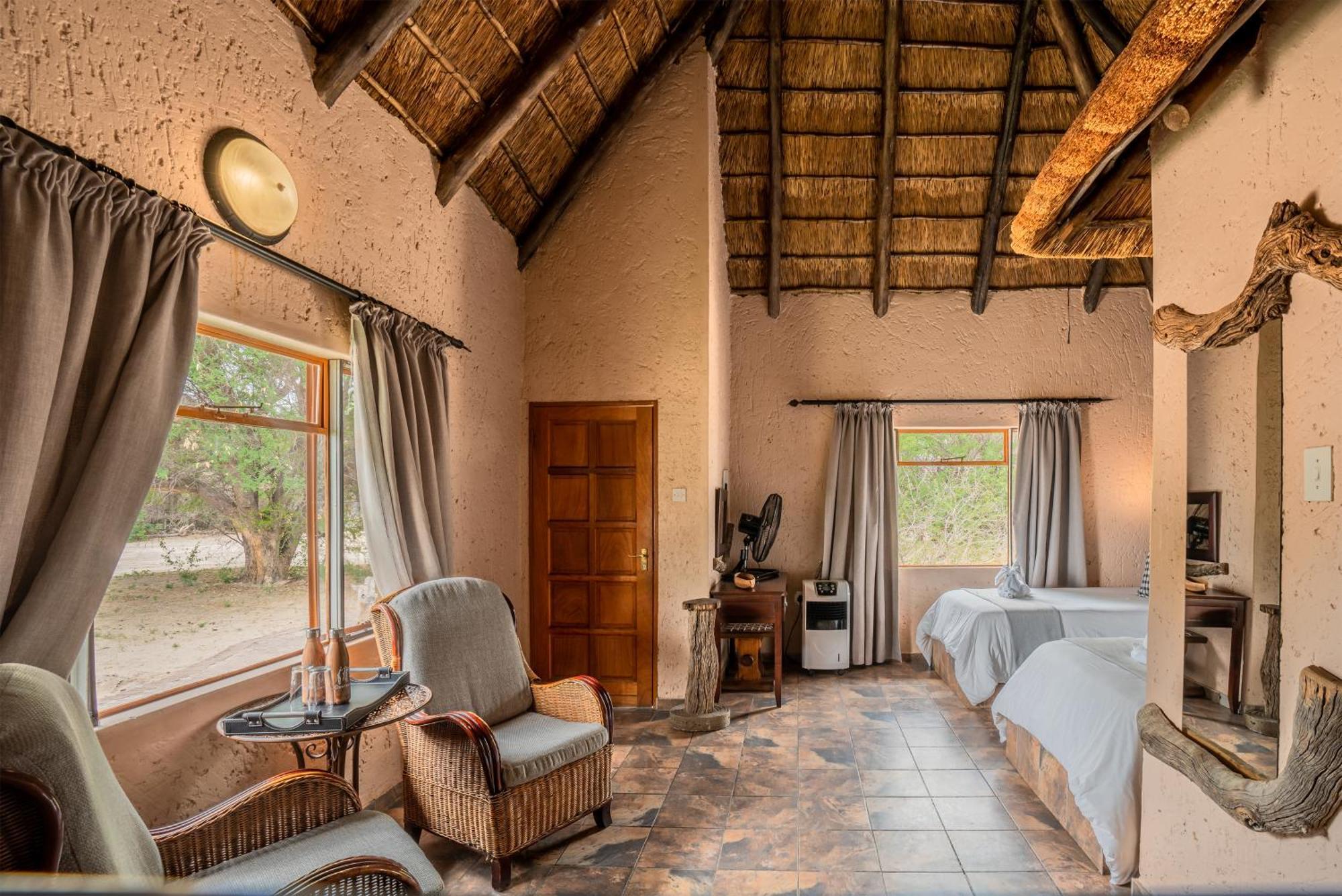 Grassland Safari Lodge Ghanzi Extérieur photo