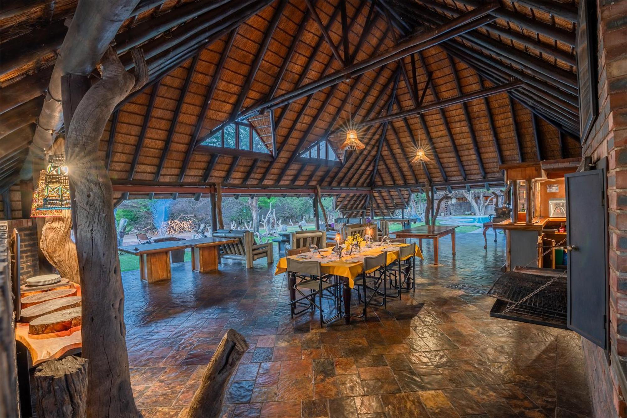 Grassland Safari Lodge Ghanzi Extérieur photo