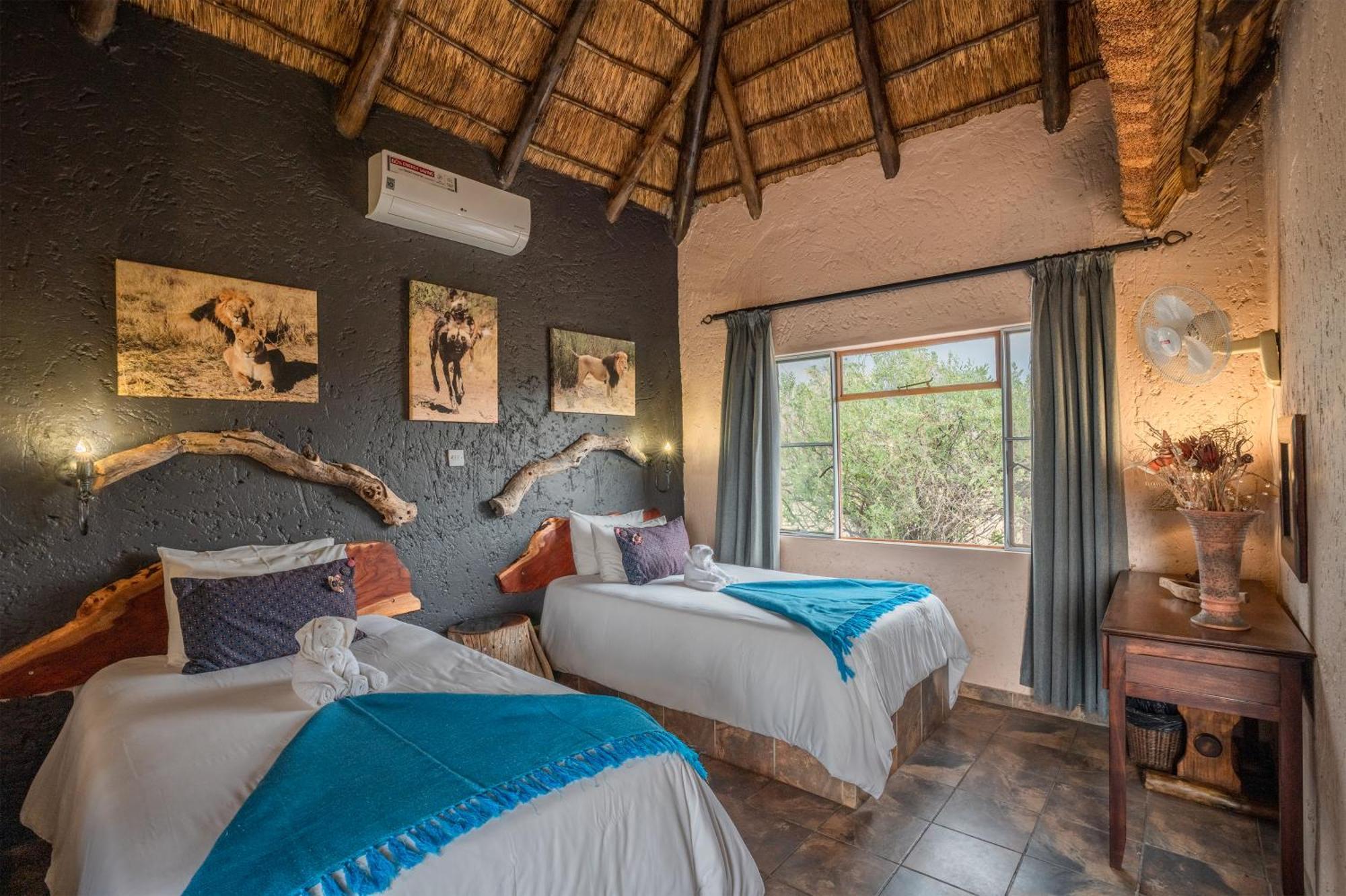 Grassland Safari Lodge Ghanzi Extérieur photo